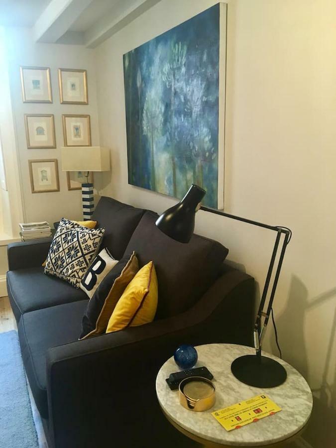 Beautiful 1Br Apartment In Historic St Aubin House Exterior photo