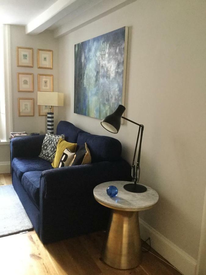 Beautiful 1Br Apartment In Historic St Aubin House Exterior photo
